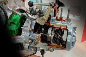 علتت تقه زدن شاهین اتومات